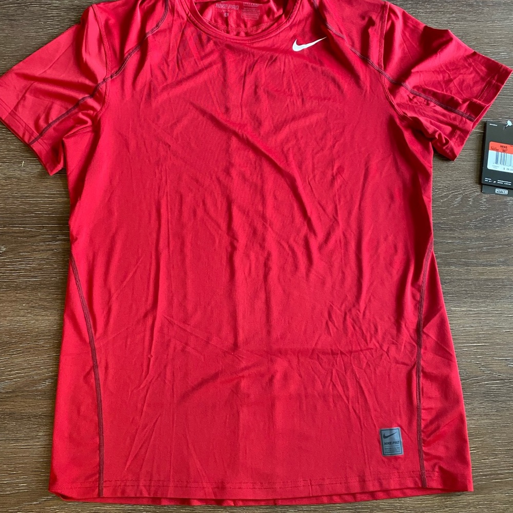 Nike Pro Stay Cool Men’s athletic shirt new with tags size L Red